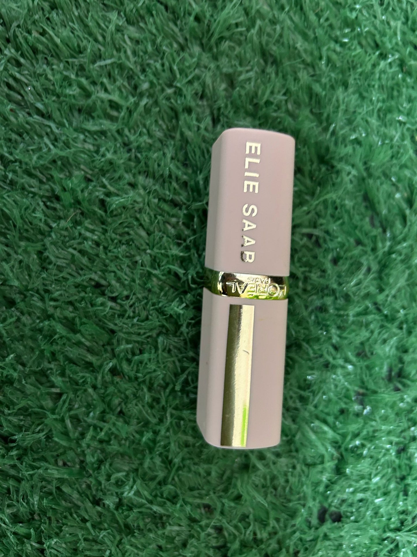 L'OREAL PARIS ROSSETTO ELIE SAAB